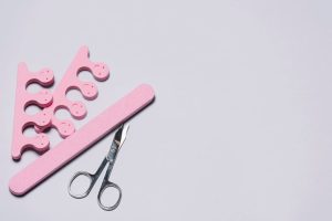 Cura delle cuticole: tecniche e strumenti per unghie sane e belle