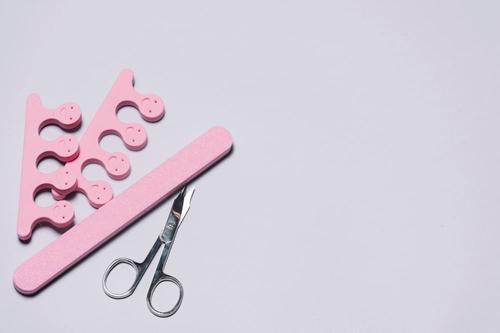 Cura delle cuticole: tecniche e strumenti per unghie sane e belle